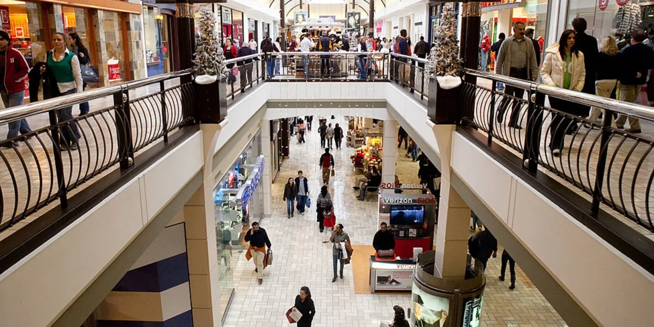 October retail hiring hit a low not seen since before the pandemic