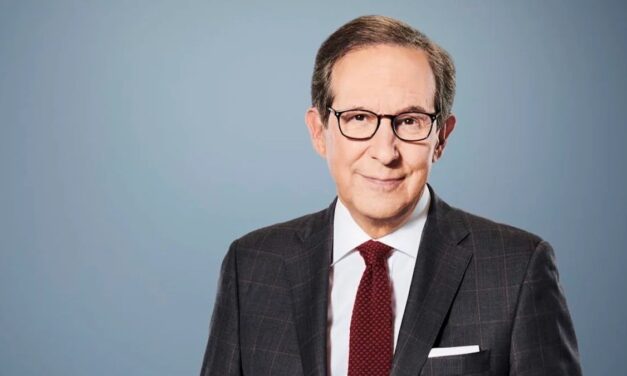 Chris Wallace Quits CNN to Pivot to Streaming, Podcasting