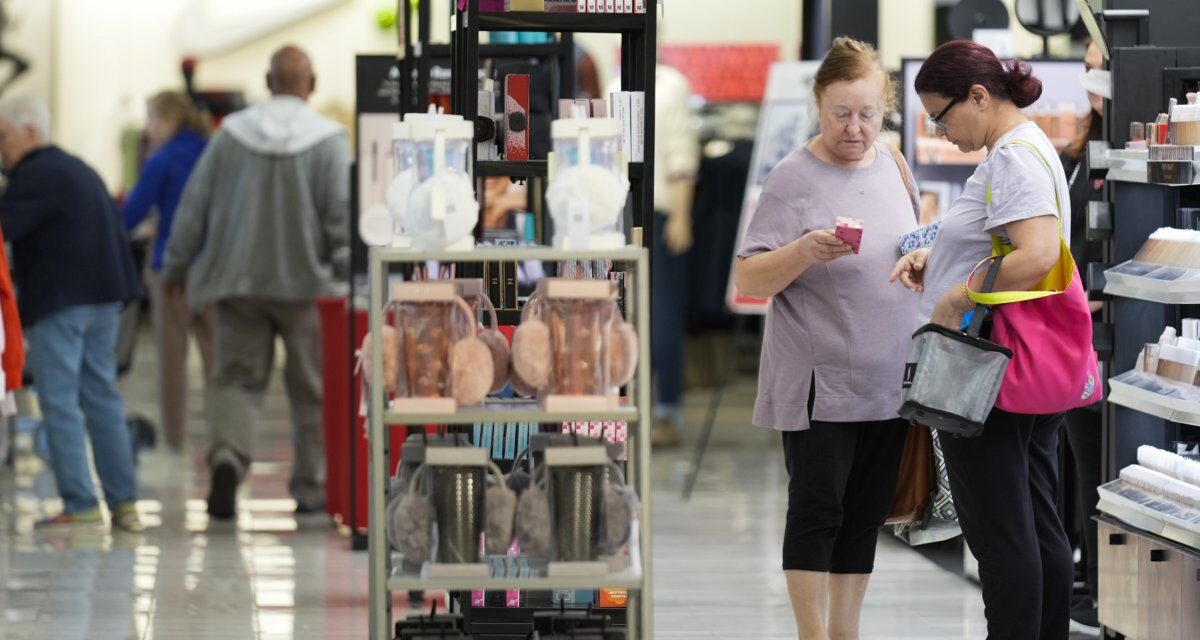 Retail Sales Rise in October as Consumer Spending Stays Strong