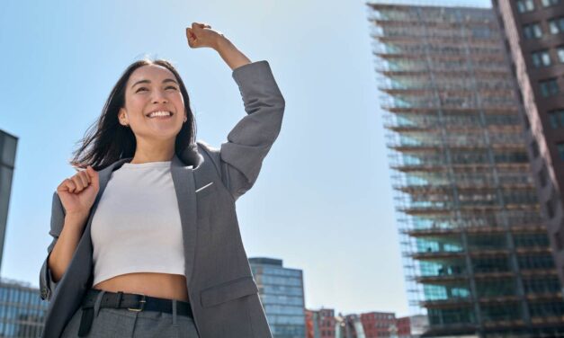 The 4 Unmistakable Signs You ‘Nailed’ A Job Interview, According To An Employment Expert