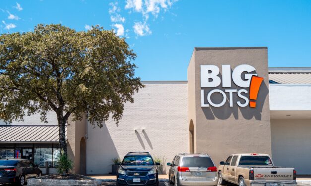 Demand for US retail space remains positive despite increase in store closings