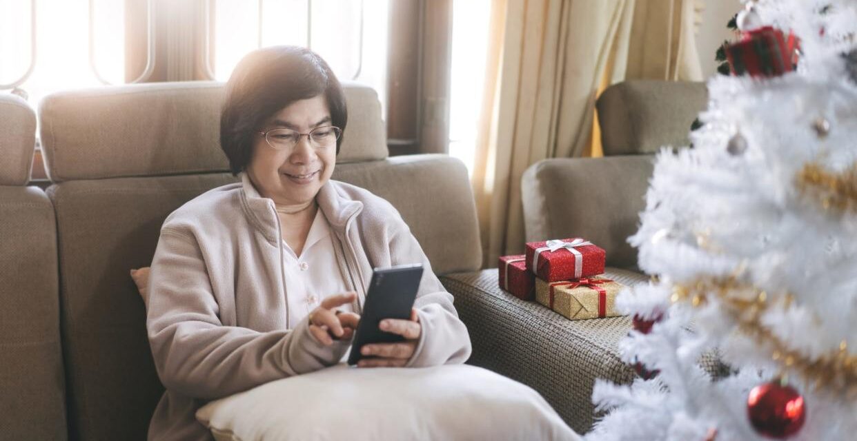 7 Affordable Electronics Retirees Should Consider This Holiday Season