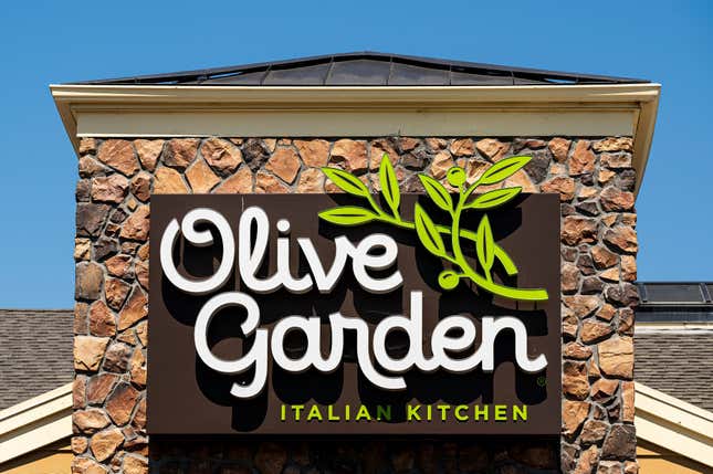 Diners are still obsessed with Olive Garden and Longhorn Steakhouse