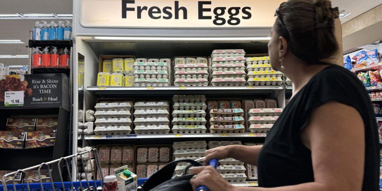 US Grocery Prices, Led By Eggs, Climb Heading Into Holidays