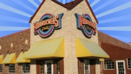 Fuddruckers-restaurant.webp