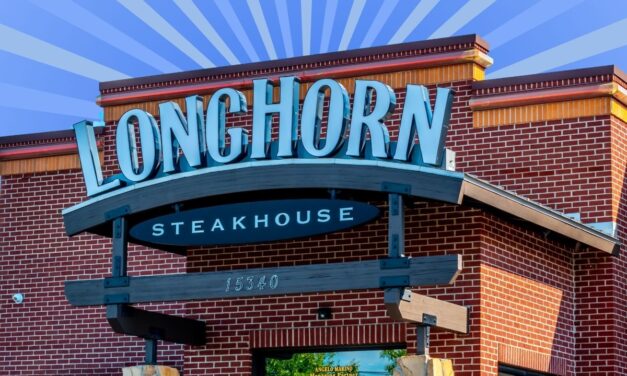 Customers Are Flocking to LongHorn Steakhouse in Droves—Here’s Why