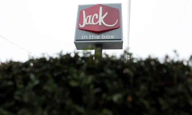 Jack in the Box eliminates COO position