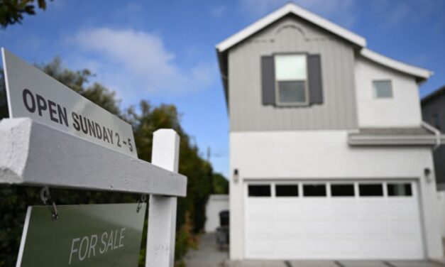 US home sales poised to increase in 2025, but only if rates cooperate, Zillow says