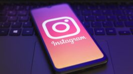 the-instagram-logo-appears.jpeg