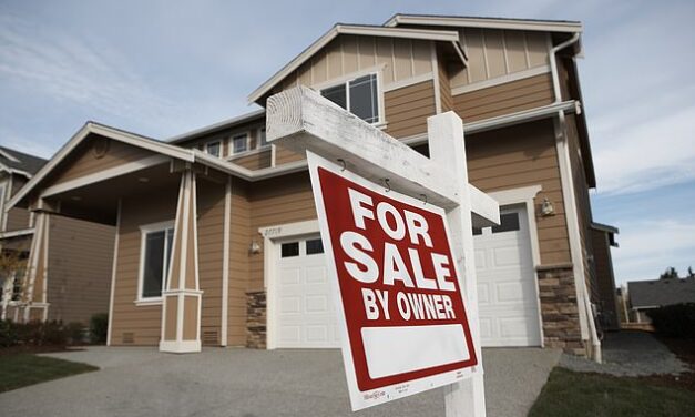 Wall Street issues chilling warning about real estate bubble as prices jump 35 percent higher than average