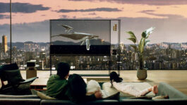 LG20SIGNATURE20OLED20T_Lifestyle2_PR.jpeg