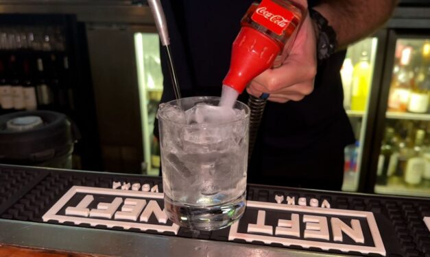 Restaurants see less beverage sales heading into Dry January, but not tapped out