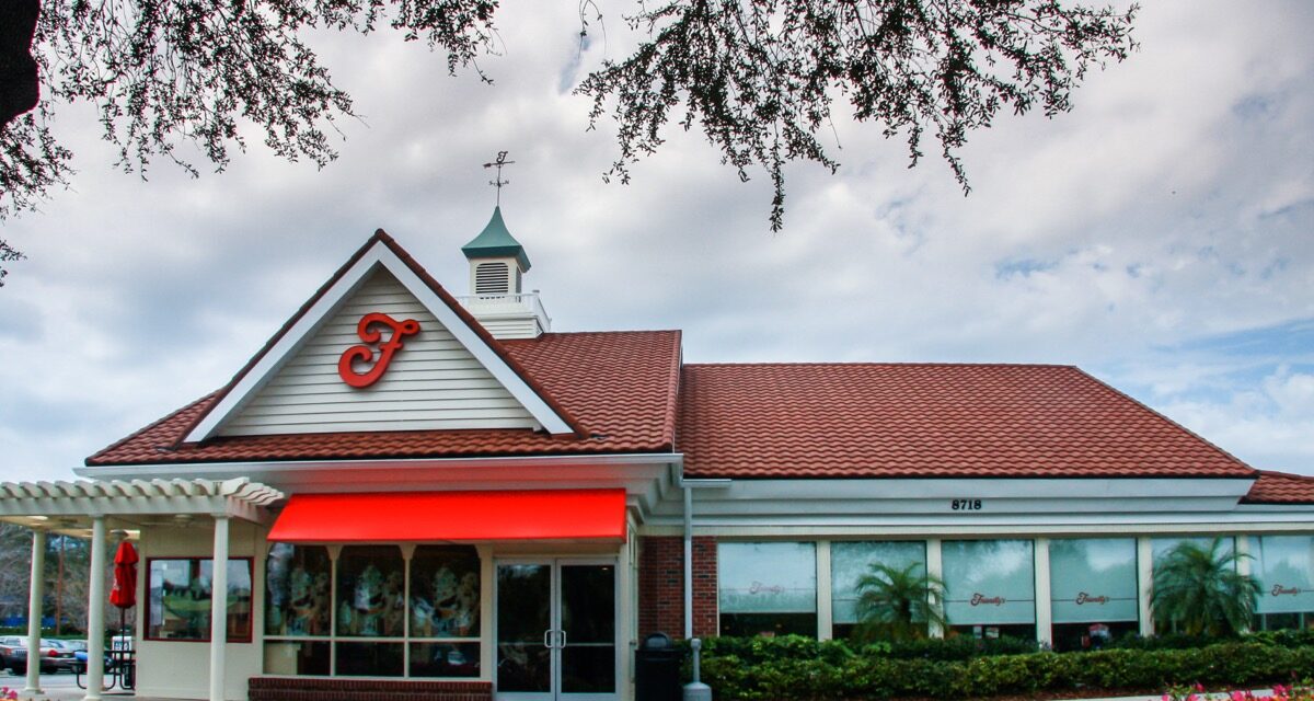 This Iconic Restaurant Chain Has Lost 90% of Its Locations—And Just Shut Another Down