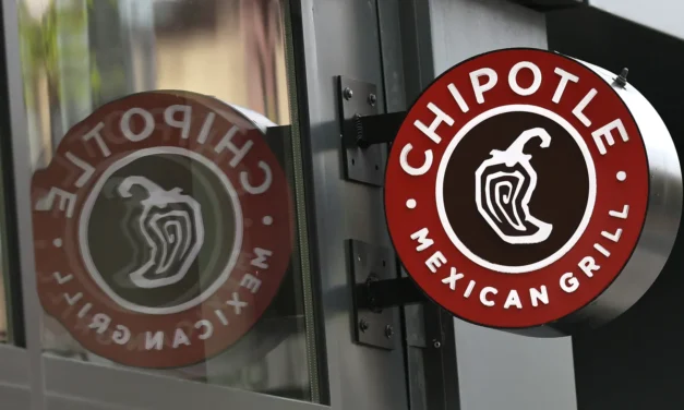 Chipotle builds 2025 around ‘total guest experience,’ CEO says