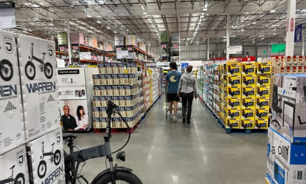 Retail sales make biggest drop in almost 2 years