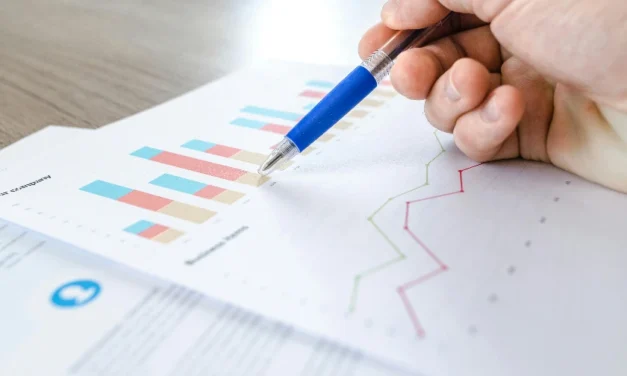 U.S. Job Market Achieves Stable Full Employment Amid Economic Challenges