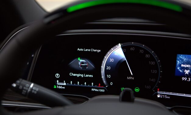 GM’s Super Cruise named Best Driver Assistance System by MotorTrend