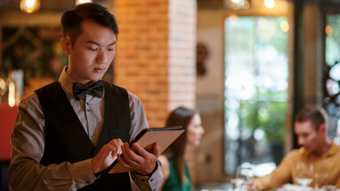 How Mobile Technology Can Drive Restaurant Efficiency While Reducing Staffing Shortages and Burnout