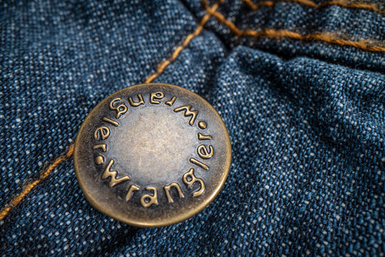 Wrangler Expands Into Footwear with Genesco Partnership