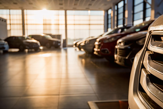 Tariffs Drive Up New Vehicle Prices and Shrink Inventories