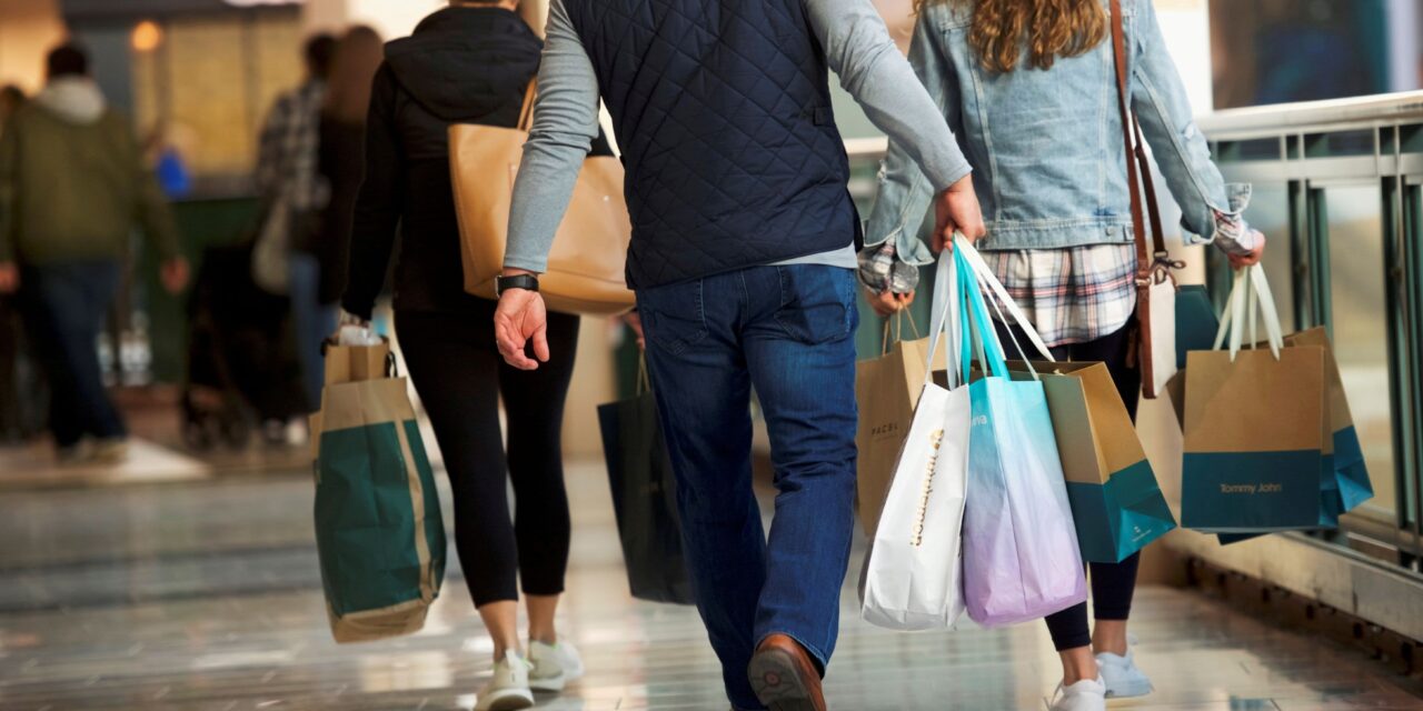 October Retail Sales Rise, Apparel Leads the Way