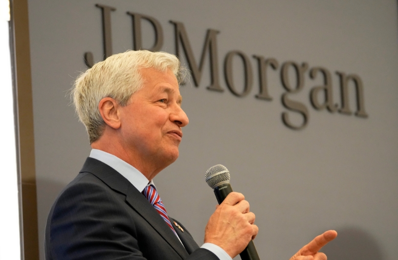 NY Fed’s Secret Cash Infusions Raise Fears of New Bank Crisis