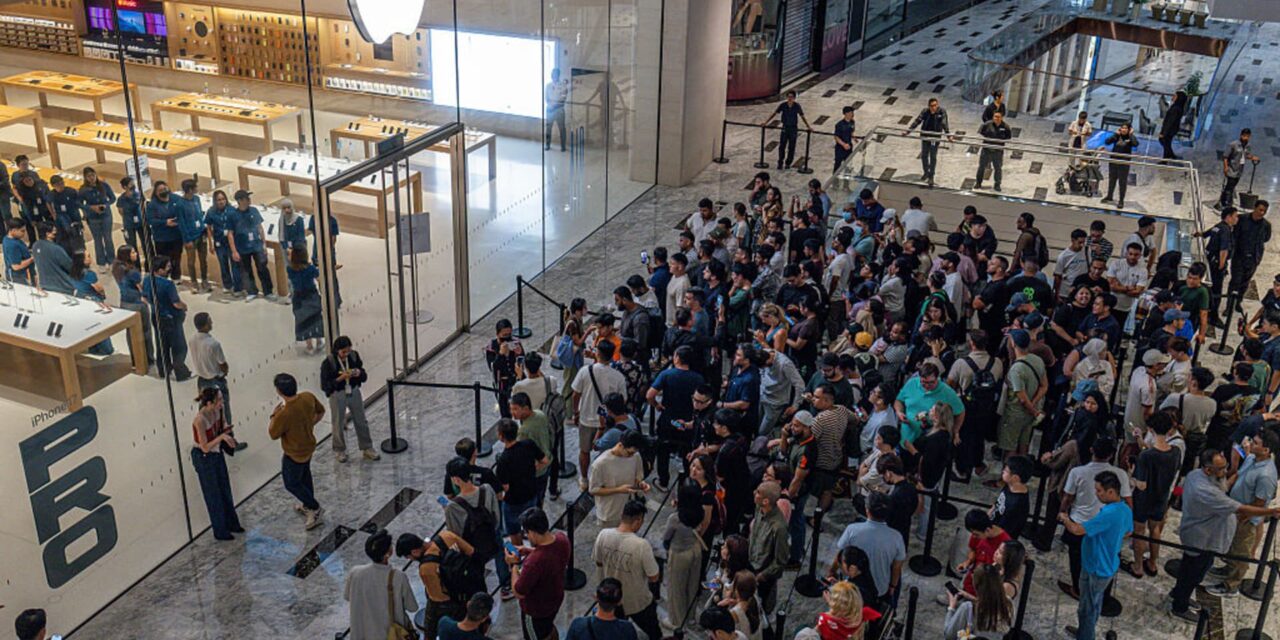 Smartphone market poised for ‘sharpest decline on record’ in 2026