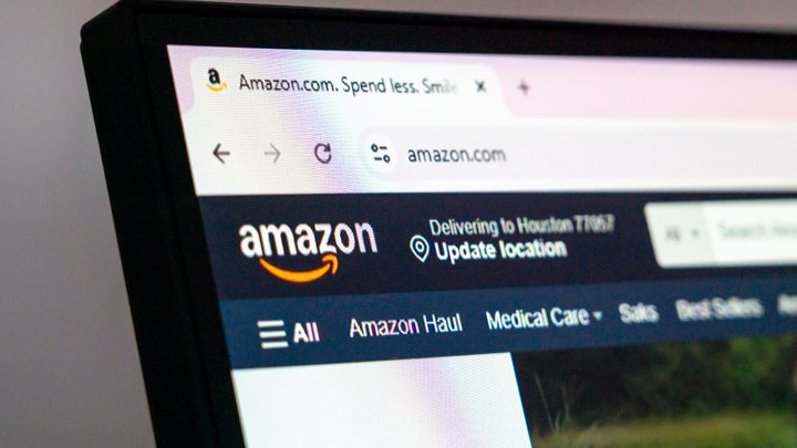 Amazon beats out Best Buy in consumer electronics purchases | Retail Customer Experience