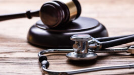 healthcare-AI-regualtions-legal.jpeg