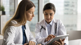 doctor-discussion.jpeg