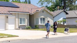 Cash is no longer king in home sales 108304899-1778500062261-gettyimages-2274954651-US_HOME_SALES