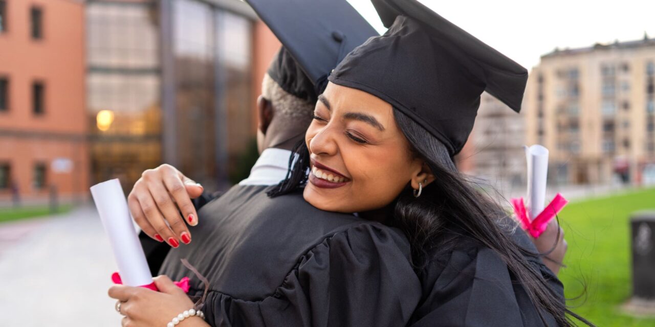 Best Checking and Savings Accounts for New College Grads in 2026