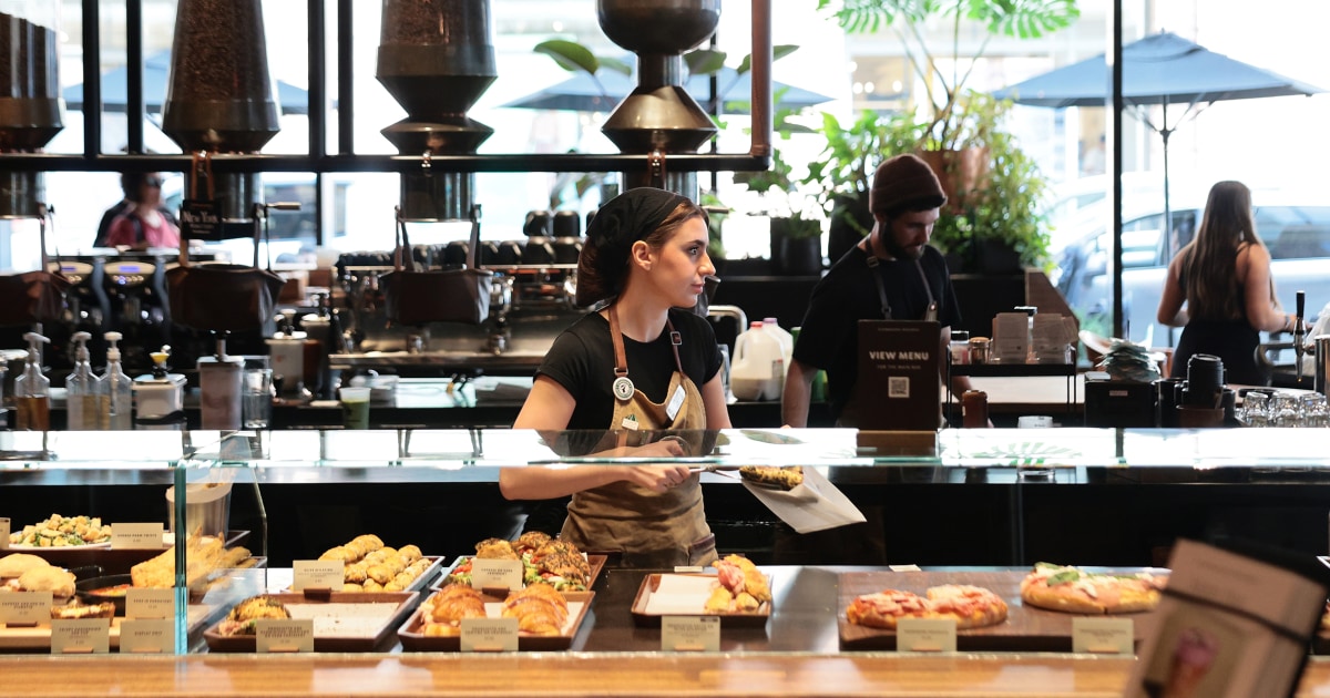 U.S. workers’ pay gains have stalled