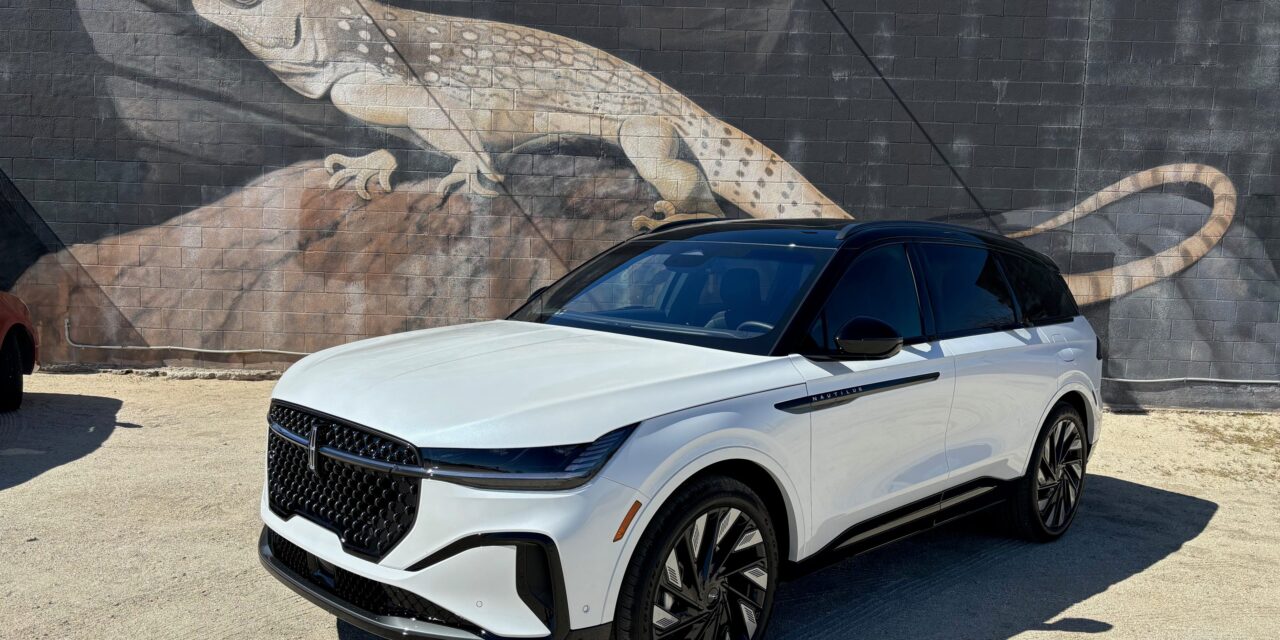 Ford to bring Lincoln production to U.S. What will happen by 2030.