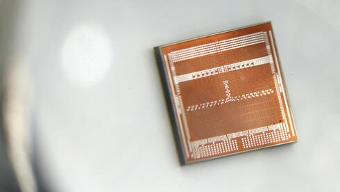 Smartphone sales hit 13-year low as AI chip demand squeezes memory supply