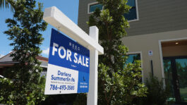Home Sales Decline Slightly For 2nd Straight Month