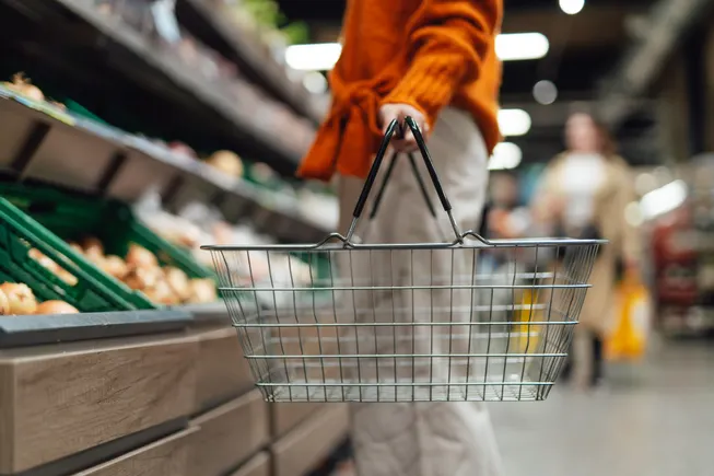 Shoppers are finally telling grocers why they buy | Grocery Dive