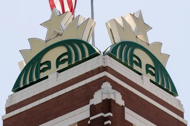 Starbucks Unicorn Frappucino drives biggest sales weekend ever | Restaurant Dive