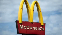 McDonald’s USA appoints chief restaurant officer | Restaurant Dive Z3M6Ly9kaXZlc2l0ZS1zdG9yYWdlL2RpdmVpbWFnZS9HZXR0eUltYWdlcy0yMjE0OTE0Njg4LmpwZw