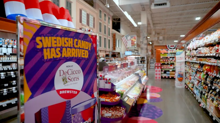 Northeast grocer taps into social media-driven candy trend