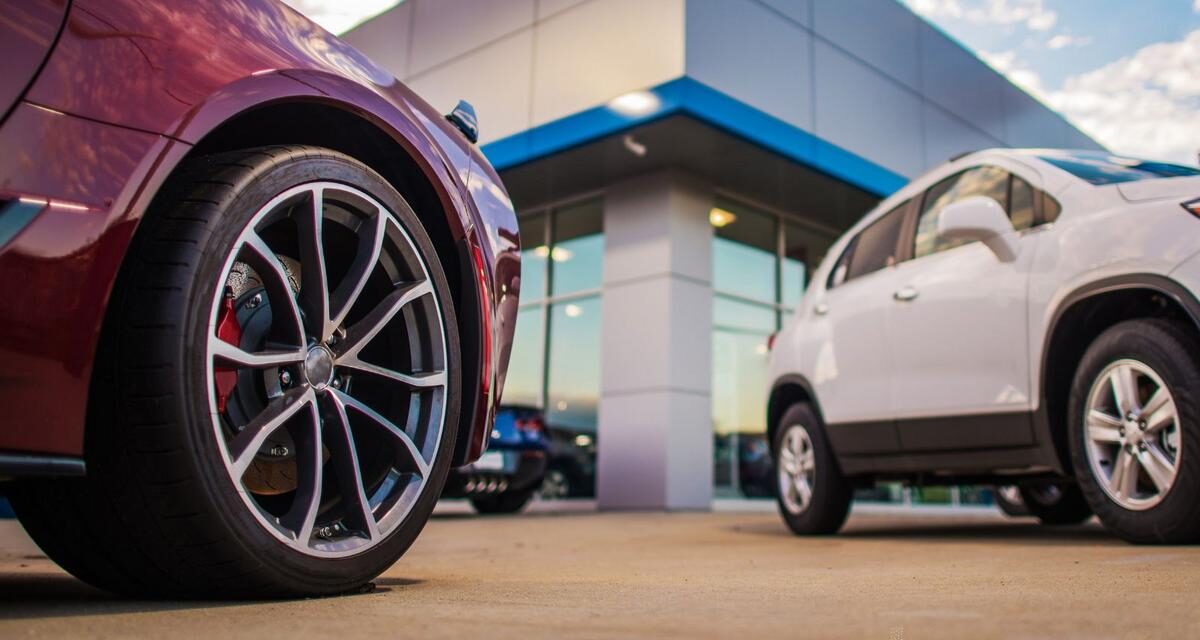 Why Labor Day Weekend Is One of the Best Times to Buy a Car