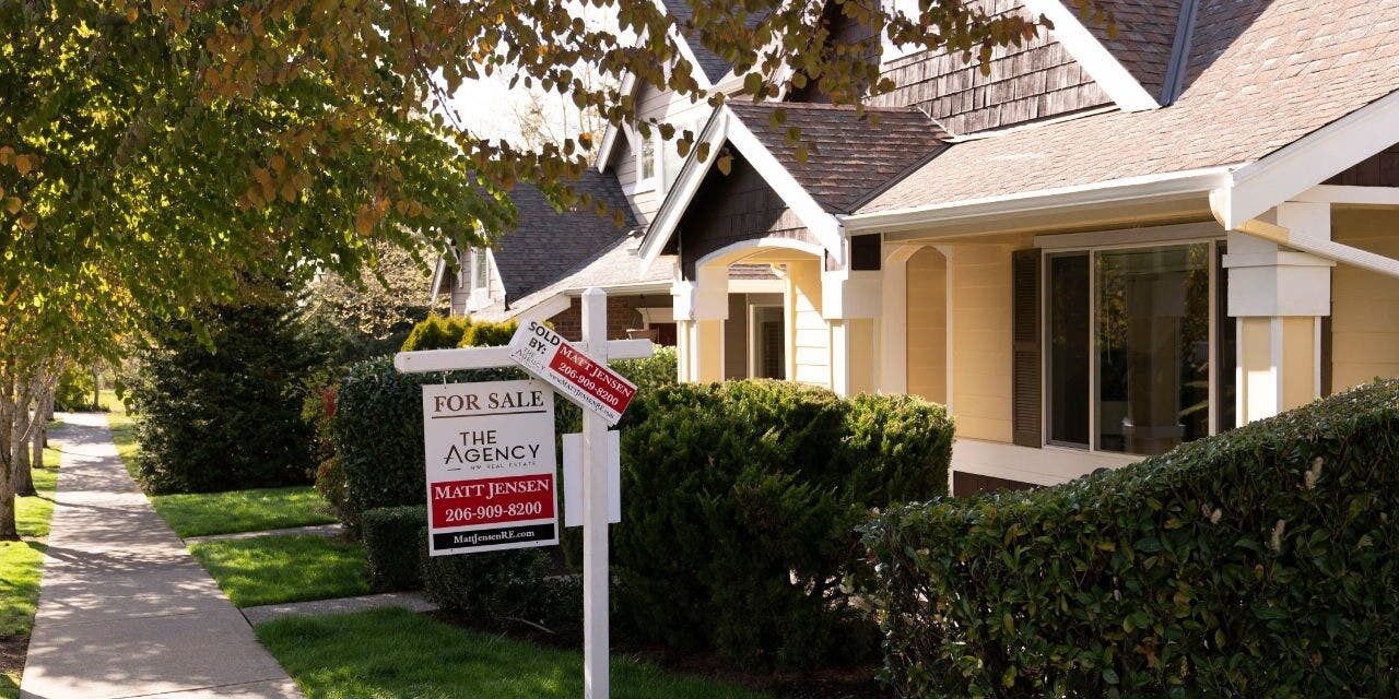 Zillow report shows luxury home sales surging as starter inventory rises | Fox Business