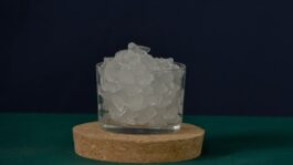 Nugget Ice Goes Mainstream: Inside the Boom Sweeping U.S. Restaurants https3A2F2Fd3k85ws6durfp9.cloudfront.net2F08-13-20262Ft_761c57a296a64b83a85cb081bae30f2c_name_shutterstock_2543931173_scaled