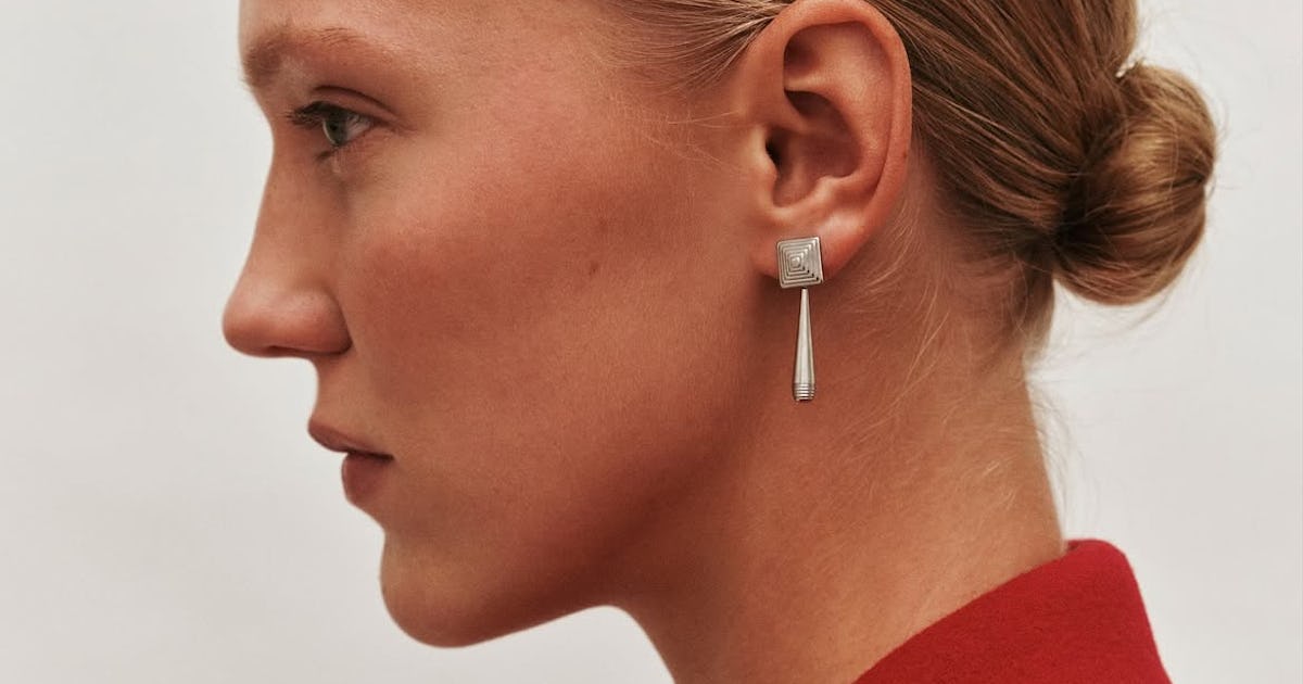 This Vintage-Style Jewelry Is Worth Investing In