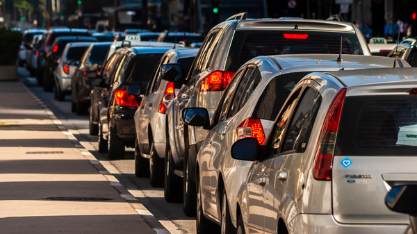 Gas Prices Went Up, and US Households Mostly Chose Hybrid Vehicles
