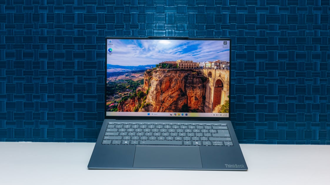 Are Fanless Laptops the Future? I’m Dazzled by Lenovo’s Stunning, Quiet ThinkBook AeroBlade | PCMag