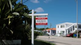 Why some homebuyers are choosing adjustable-rate mortgages 885b63-20260909-a-for-sale-sign-on-the-side-of-the-road-in-front-of-a-neighborhood-2000