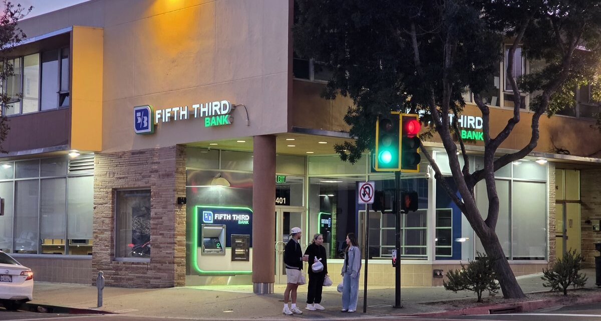 Fifth Third completes $10.9B Comerica conversion over Labor Day – Cincinnati Business Courier