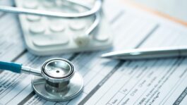 Employer and worker health plan costs expected to jump in 2027 - CBS News gettyimages-2270654355