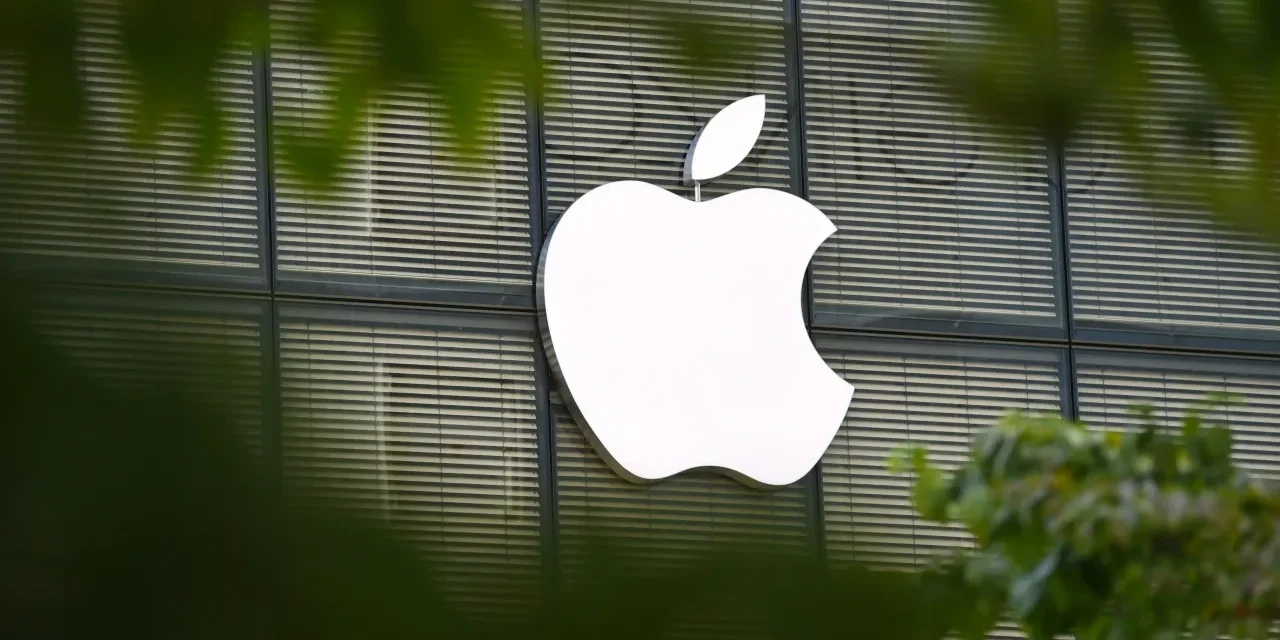 Apple’s iPhone And Google Pixel Q2 Sales Shine Even As Global Smartphone Market Drops To 13-Year Low